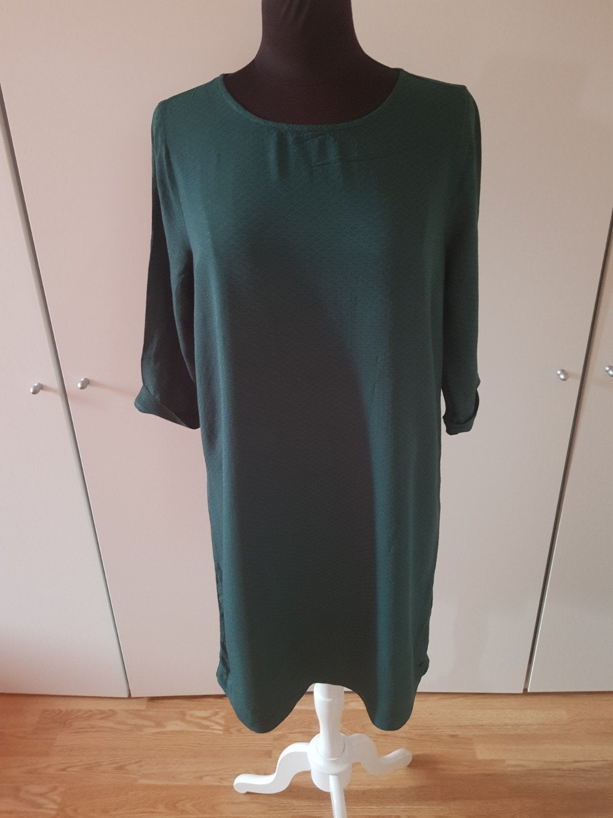 Donkergroene Distrikt Nørrebro jurk (Batwing) – maat L, Maat 42/44 (L), Ophalen of Verzenden, Zo goed als nieuw, Boven de knie