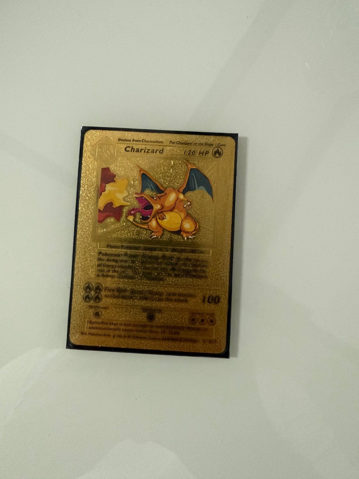 Golden Charizard Pokemon kaart, Hobby en Vrije tijd, Verzamelkaartspellen | Pokémon, Ophalen of Verzenden