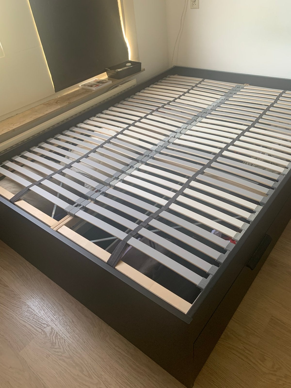 IKEA BRIMNES Bedframe met opbergruimte, zwart, 140x200 cm, Ophalen, Gebruikt, Zwart, Tweepersoons