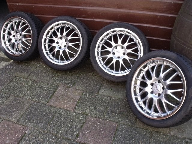 mercedes set wielen 5x112,ET 30,18inch,8J. 235-40-18 banden, Ophalen, 18 inch, Banden en Velgen, Nieuw