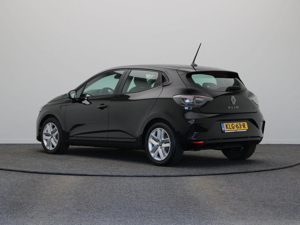 Renault Clio E-Tech Full Hybrid 145pk evolution | Parkeersen, Auto's, Renault, Stof, Gebruikt, Euro 6, Zwart