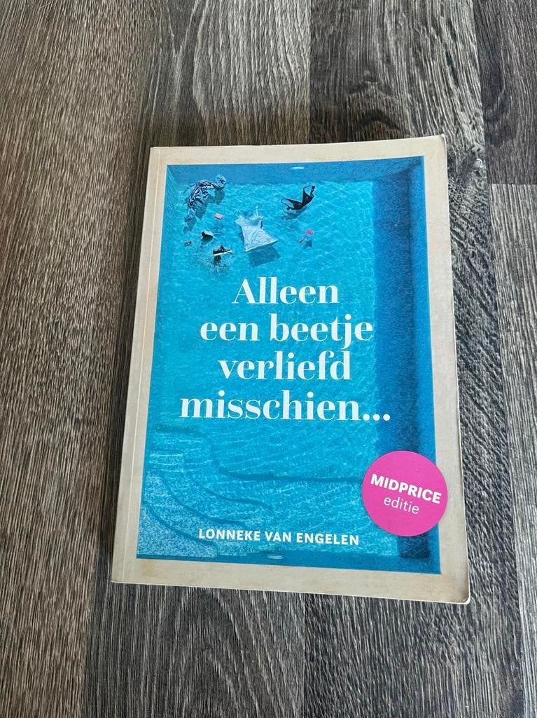 Alleen een beetje verliefd misschien... - Lonneke van Engele, Boeken, Ophalen of Verzenden, Gelezen, Nederland
