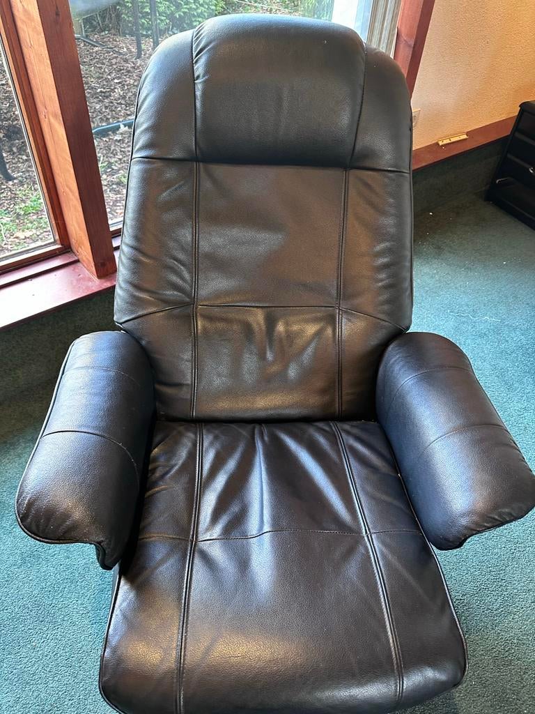 Zwarte Leren Relaxfauteuil met Voetenbank, Ophalen, Gebruikt, Minder dan 75 cm, Leer