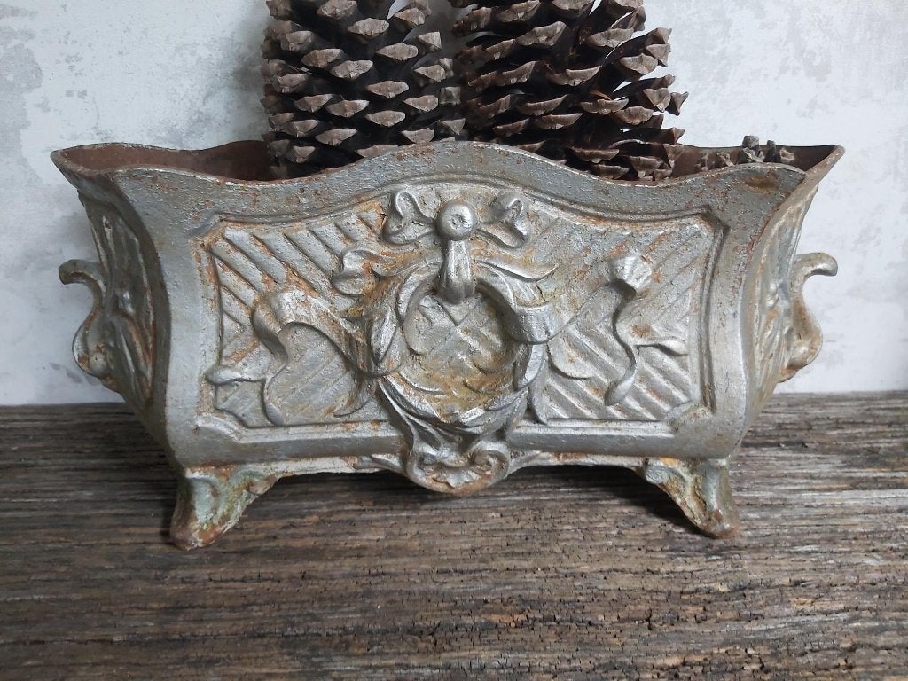 Prachtige oude zware franse gietijzeren jardiniere, Antiek en Kunst, Ophalen of Verzenden