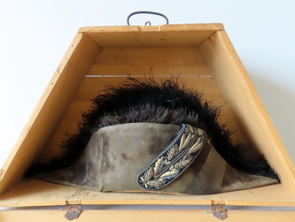Koopje! (no 3) antieke franse steek/houten kist ,incl verzen, Ophalen of Verzenden, Landmacht, Overige gebieden, Kleding of Schoenen