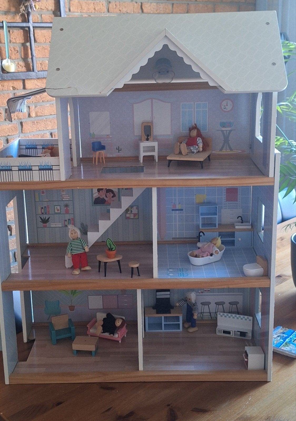 Groot Houten PoppenHuis 80Hx60B +6 Popjes en Accessoires, Ophalen of Verzenden