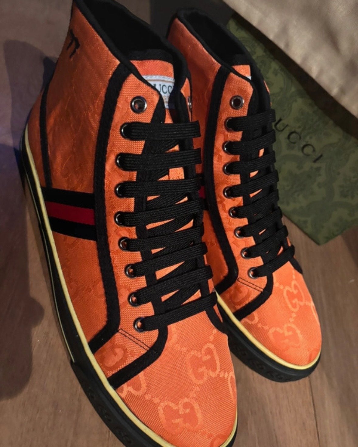 Gucci High Top Sneakers - Oranje met GG patroon, Kleding | Heren, Schoenen, Zo goed als nieuw, Sneakers of Gympen, Overige kleuren