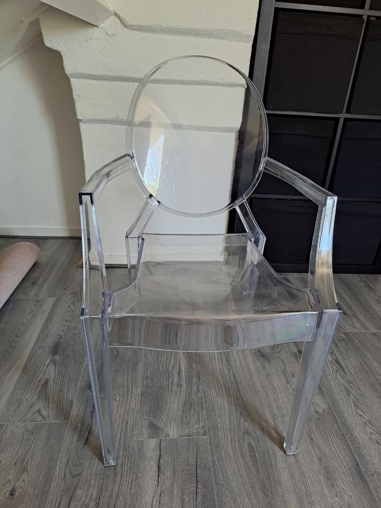 Transparante kunstof stoel a la Philip Starck, Huis en Inrichting, Stoelen, Ophalen, Kunststof, Gebruikt, Overige kleuren