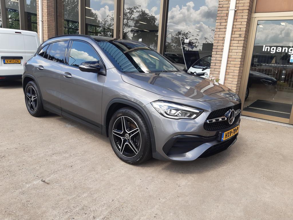 Mercedes-Benz GLA 250 4MATIC AMG Line (bj 2020, automaat), Auto's, Automaat, Adaptive Cruise Control, Gebruikt, 4 cilinders