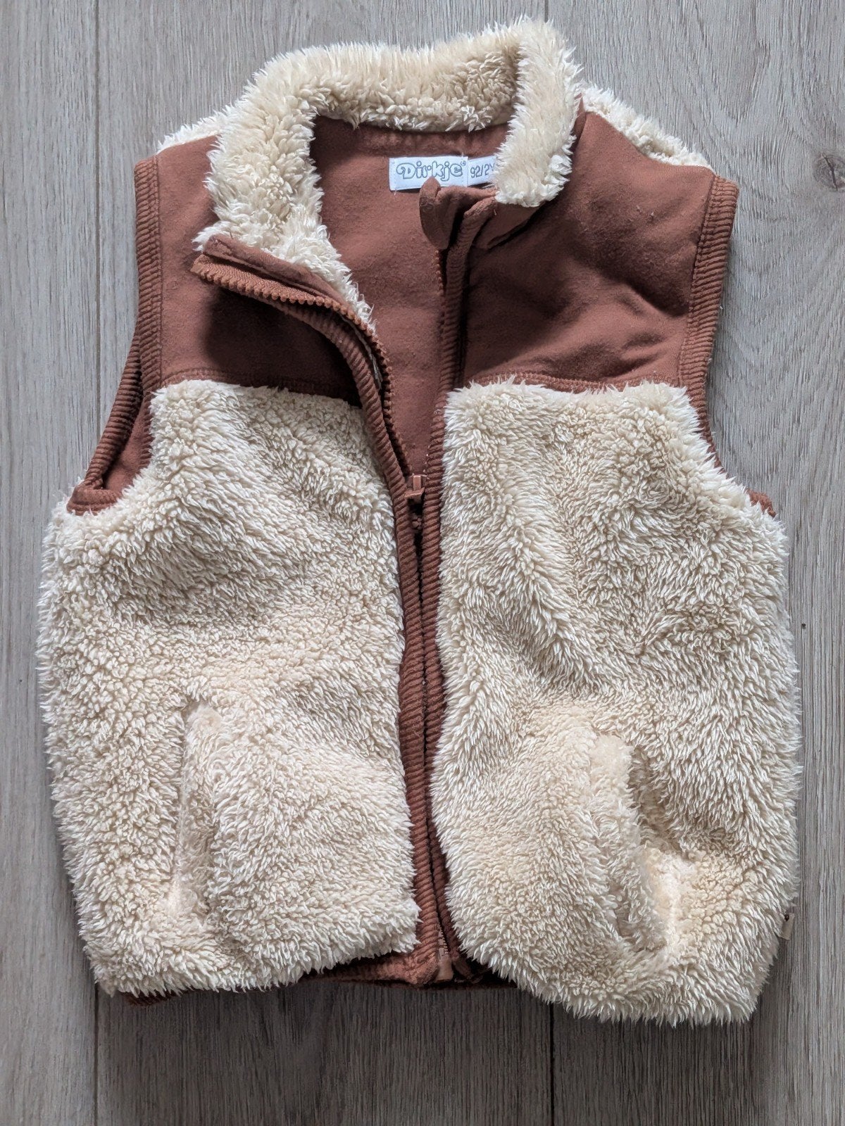 Dirkje teddy gilet maat 92, Ophalen, Jongen of Meisje, Dirkje, Zo goed als nieuw