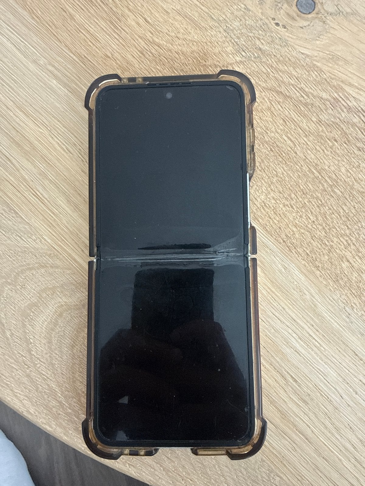 Samsung Galaxy Z Flip 6- Gebruikt met hoesje, Telecommunicatie, Mobiele telefoons | Samsung, Gebruikt, Zwart, Touchscreen, Ophalen of Verzenden