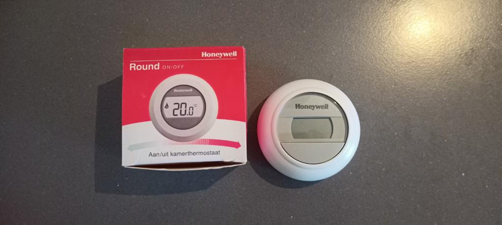 Honeywell Round Aan/Uit Kamerthermostaat, Ophalen of Verzenden, Zo goed als nieuw