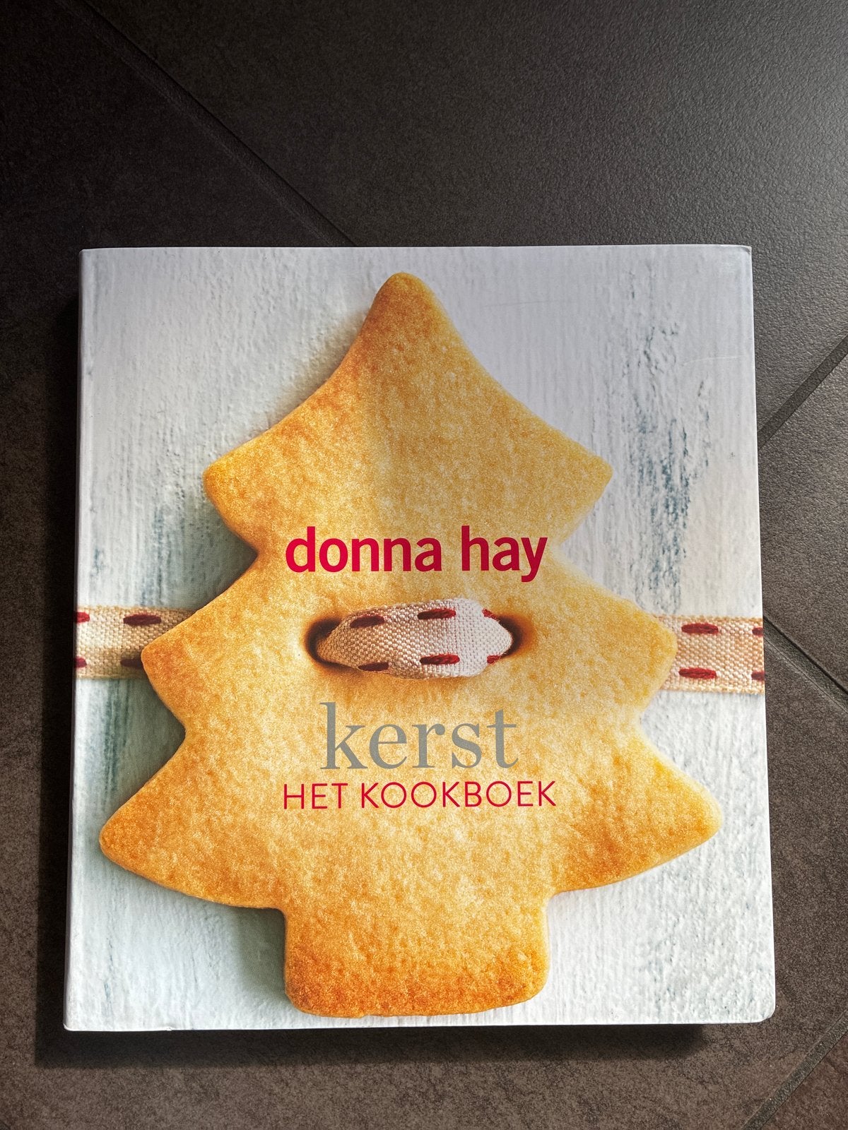 Donna Hay Kerst: Het Kookboek - Feestelijke Recepten, Boeken, Ophalen of Verzenden, Zo goed als nieuw, Overige gebieden, Hoofdgerechten