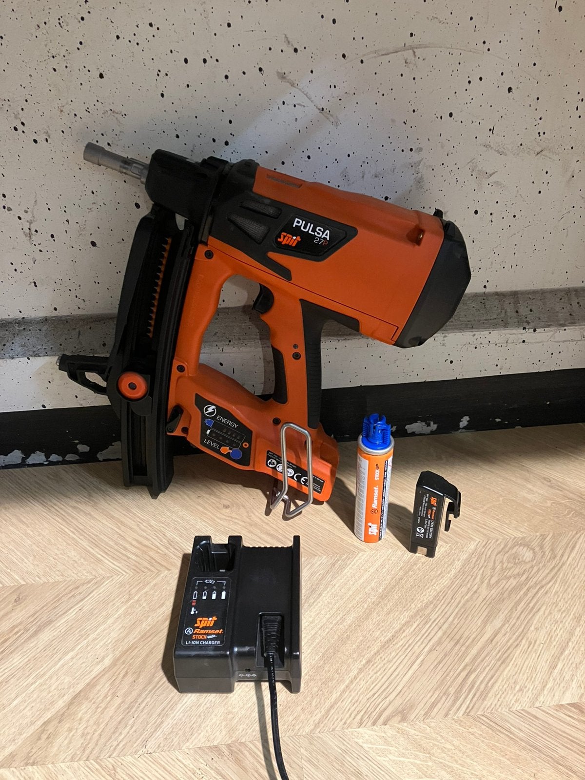 Spit PULSA 27P Gastacker, Ophalen of Verzenden, Zo goed als nieuw
