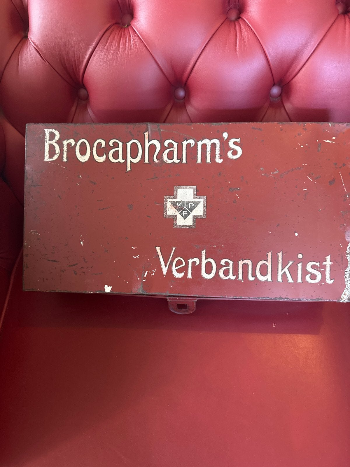 Vintage Brocapharm's Verbandkist - Antieke EHBO-doos, Antiek en Kunst, Curiosa en Brocante, Ophalen of Verzenden
