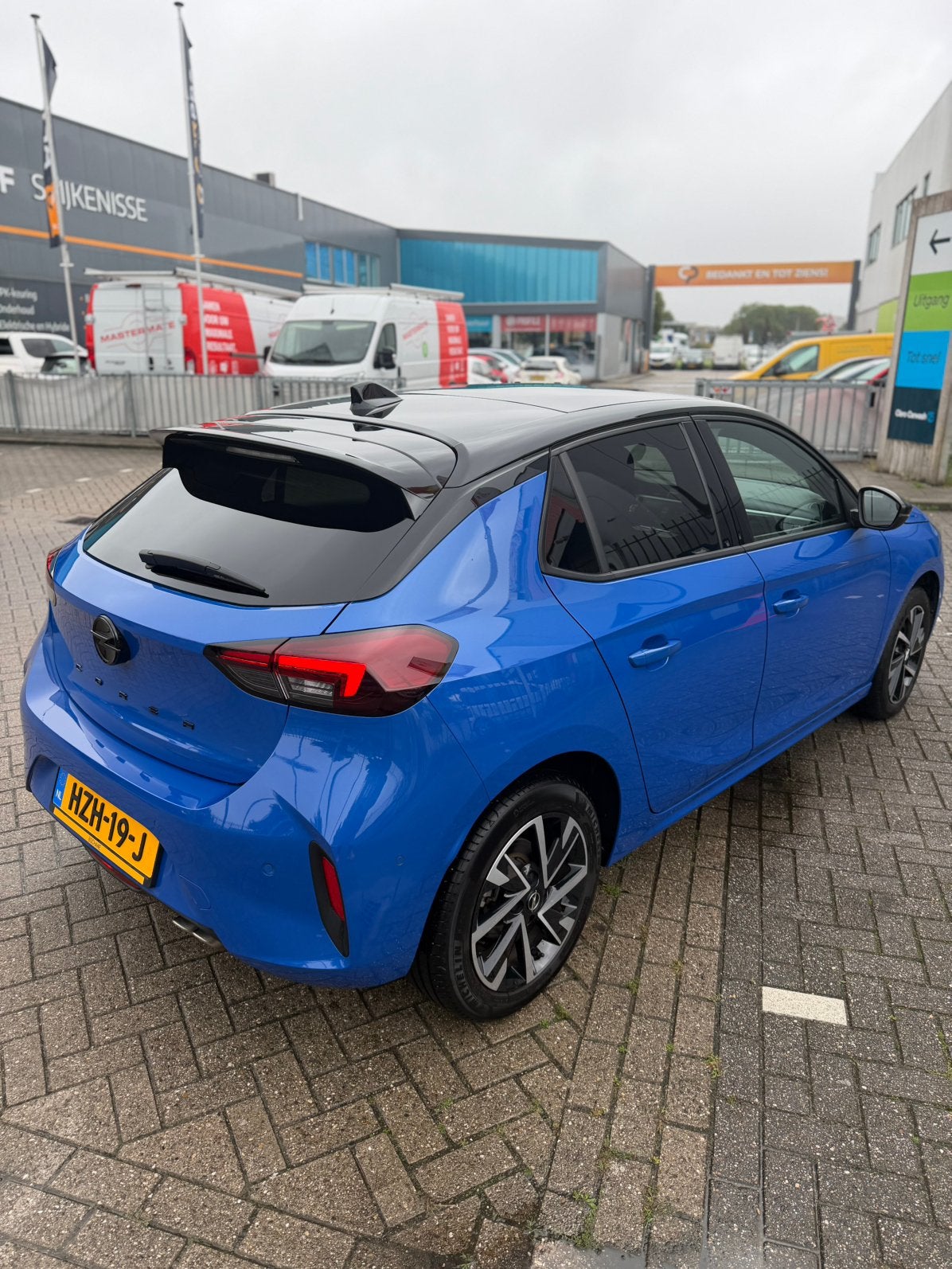Foto 3 van Opel Corsa 1.2 Turbo GS 130 PK automaat, nieuwstaat !