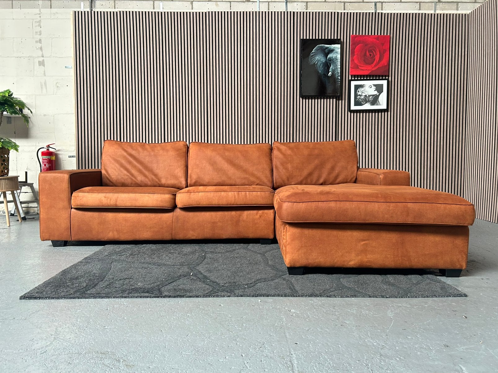 GRATIS LEVERING Loungebanj Cognac 300X185 GEREINIGD, Huis en Inrichting, Banken | Bankstellen, Hoekbank, 300 cm of meer, Ophalen of Verzenden