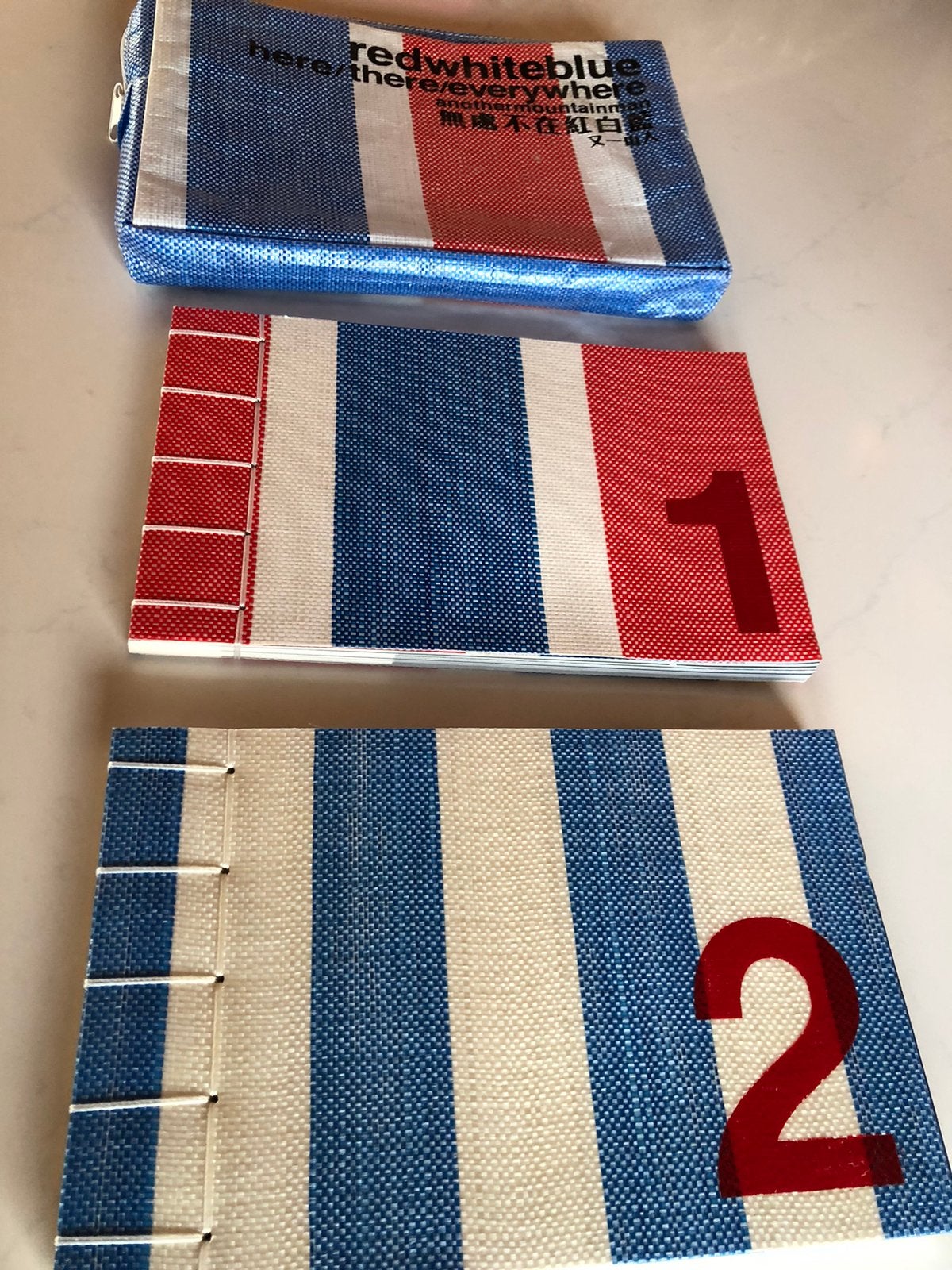 Uniek Design Boek: roodwitblauw S. Wong kunstboek 1e editie, Ophalen of Verzenden, Zo goed als nieuw, Overige onderwerpen