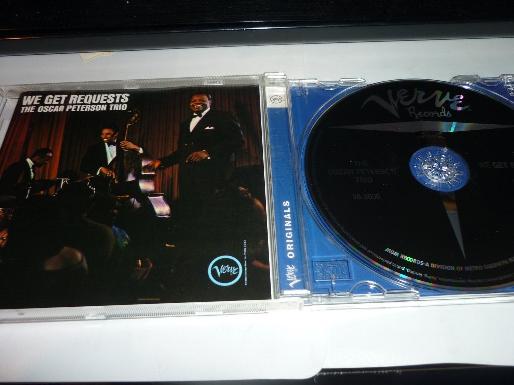 The Oscar Peterson Trio - We Get Requests (CD), Verzenden, Zo goed als nieuw, Inclusief boekje, Jazz