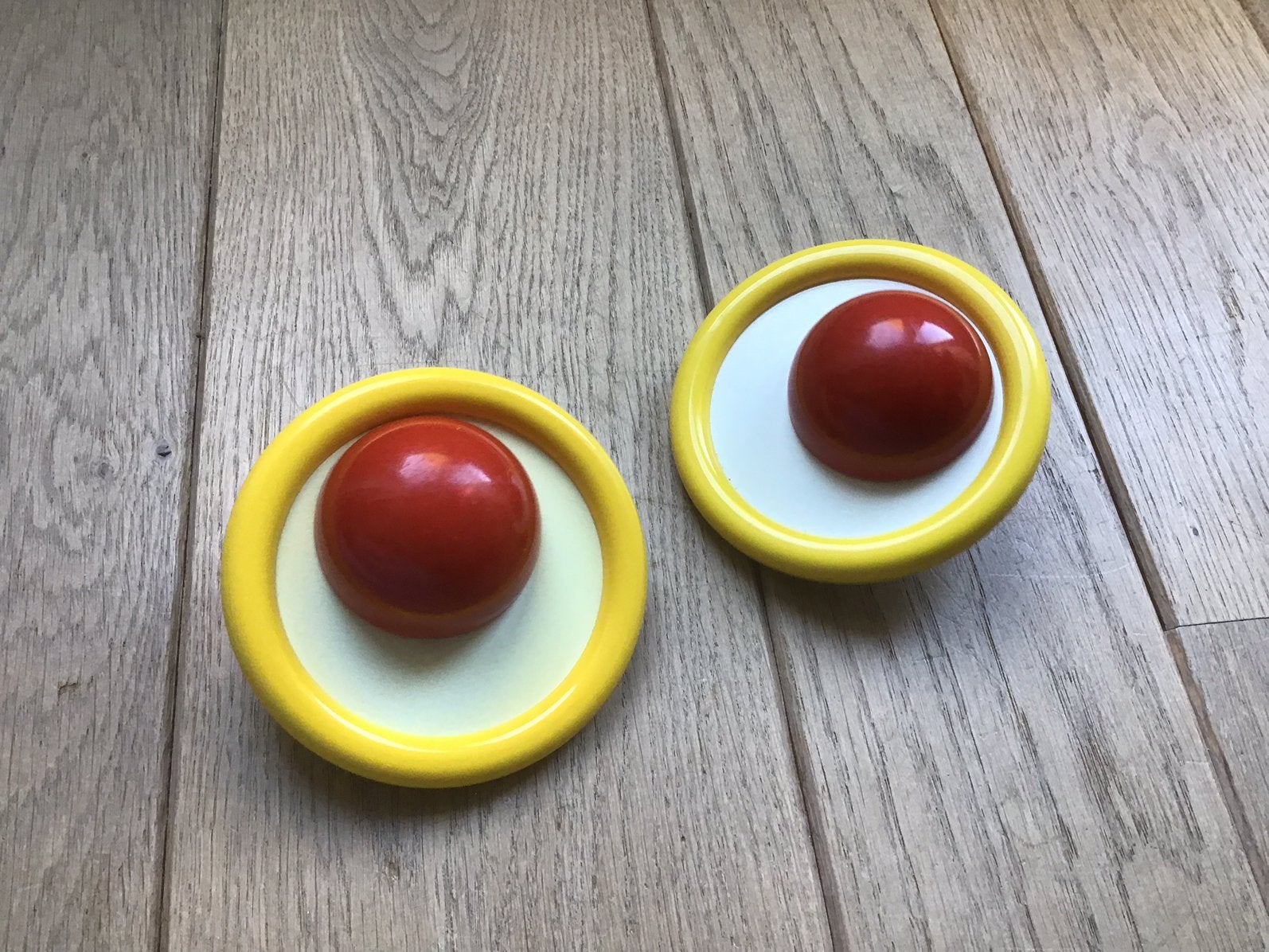 Ambi Toys ei rammelaar, Kinderen en Baby's, Ophalen of Verzenden, Zo goed als nieuw, Rammelaar