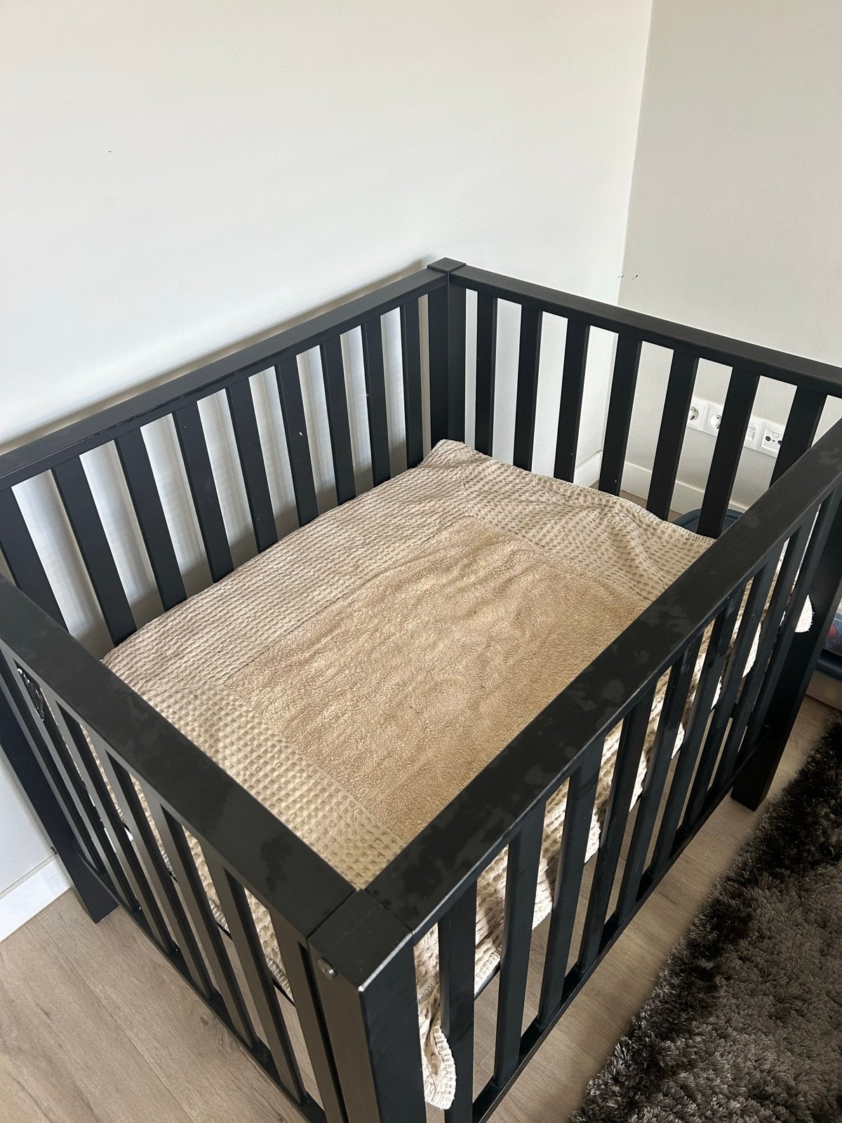 Box inclusief Koeka boxkleed, Kinderen en Baby's, Boxen, Ophalen, Gebruikt, Vierkant, Boxkleed