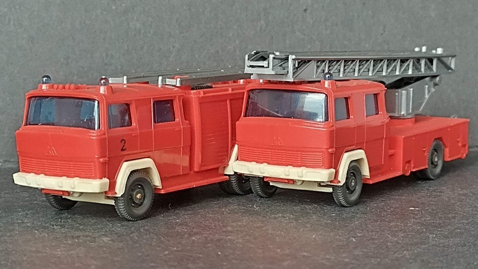 Magius Feuerwehr 2x 1:87 Wiking Pol, Verzenden, Wiking, M, Zo goed als nieuw