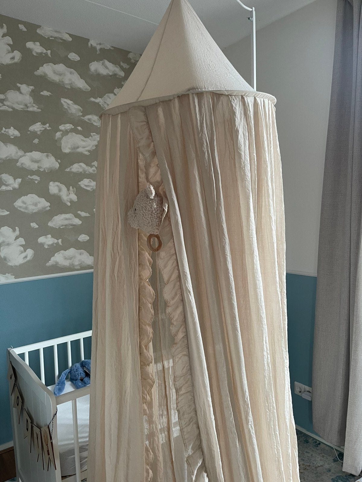 Jollein Vintage Ruffle Klamboe Nougat + Witte Piekstok, Ophalen