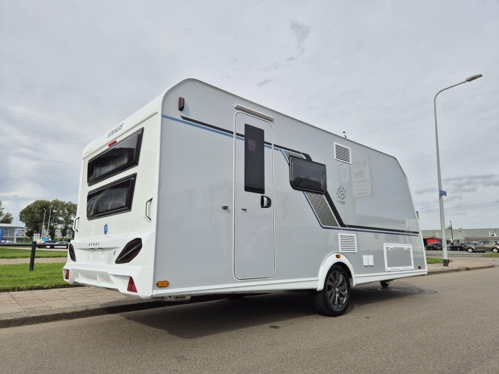 Knaus Sport Platinum 500 QDK Stapelbed en garagedeur, Bedrijf, Treinzit, Dwarsbed, 6 tot 7 meter