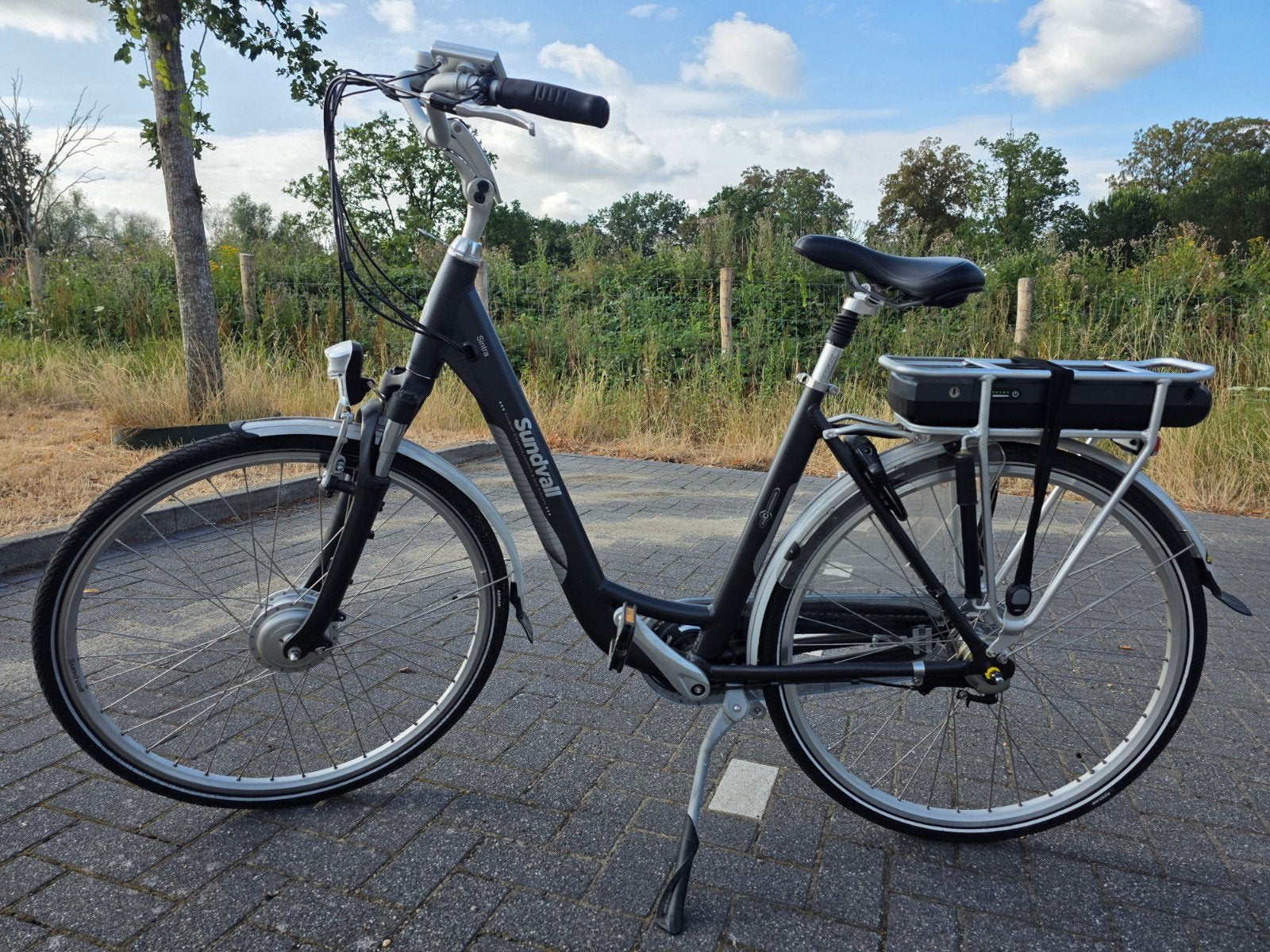 elektrische sundvall 9 ondersteuning hoogte 47 cm, 47 tot 51 cm, Ophalen, Zo goed als nieuw, Overige merken