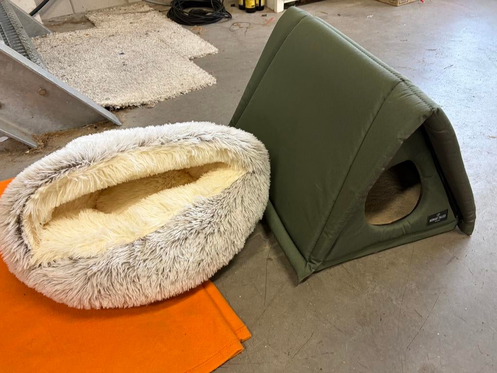 2 leuke hondenmandjes, nieuw, Dieren en Toebehoren, Ophalen, Nieuw