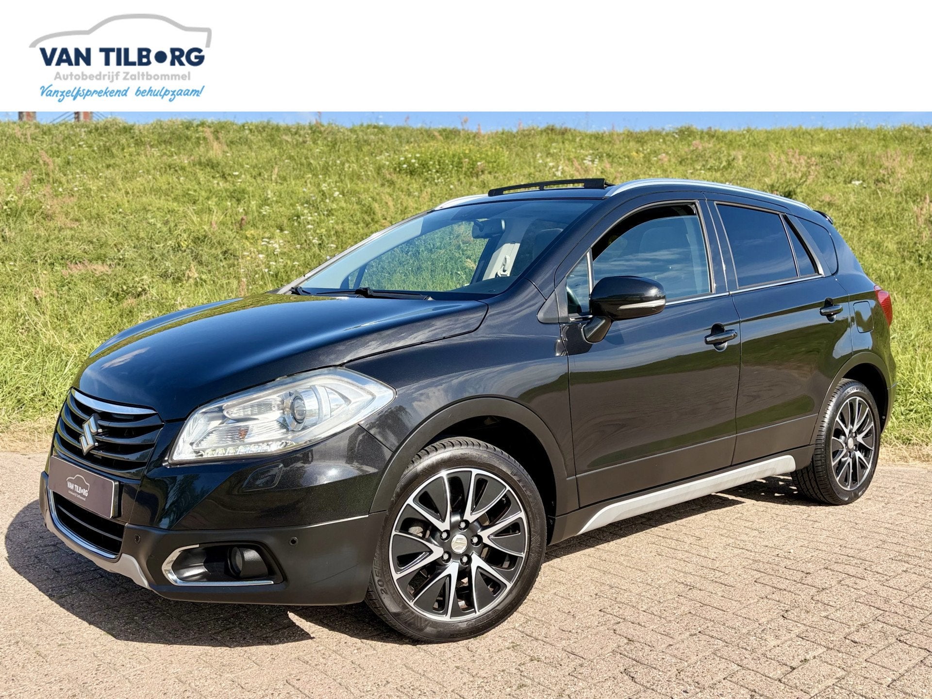 Suzuki S-Cross 1.6 High Executive AllGrip Panoramisch schuif, Auto's, Automaat, Gebruikt, 4 cilinders, 1165 kg
