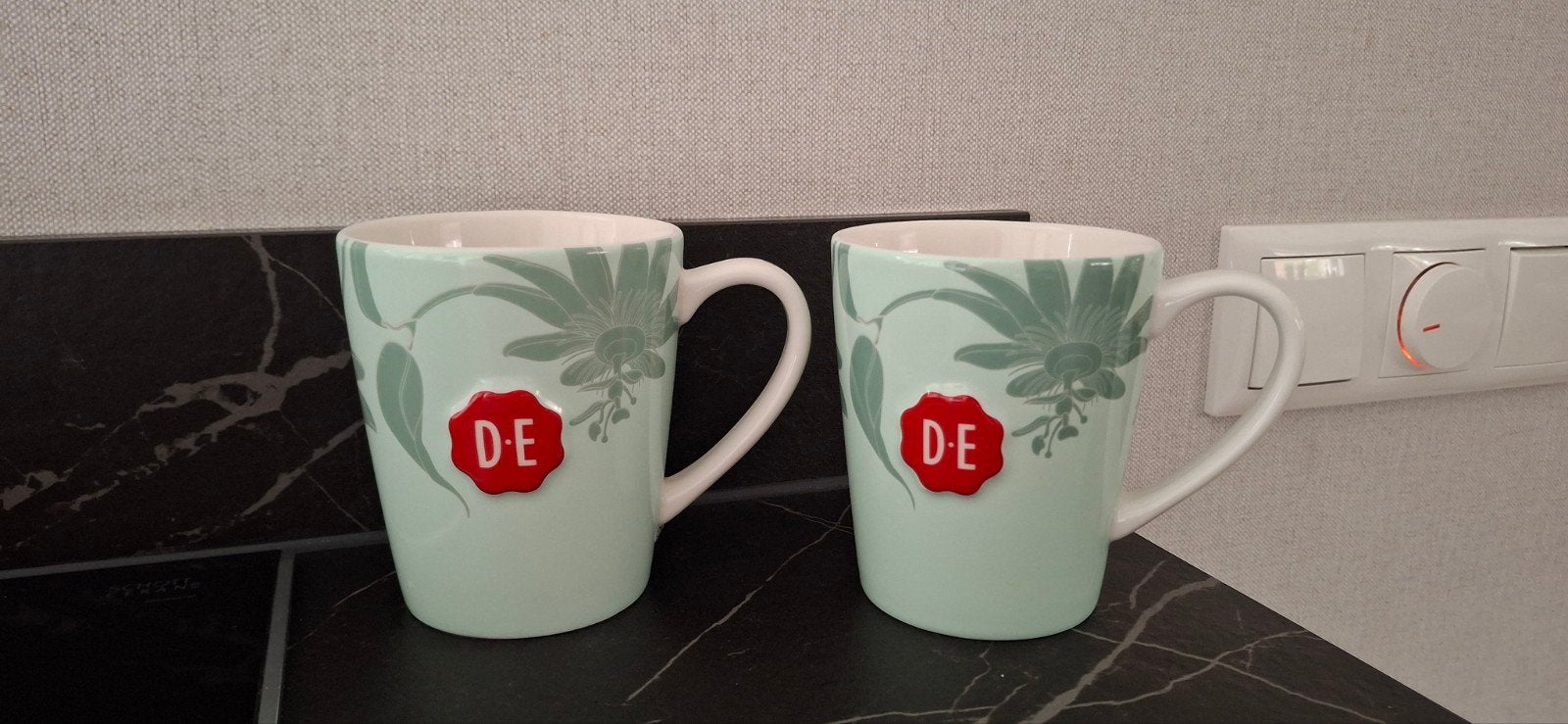 Douwe Egberts D E mok beker passiebloem groen met oor, Ophalen, Overige merken, Overige stijlen, Kom(men)