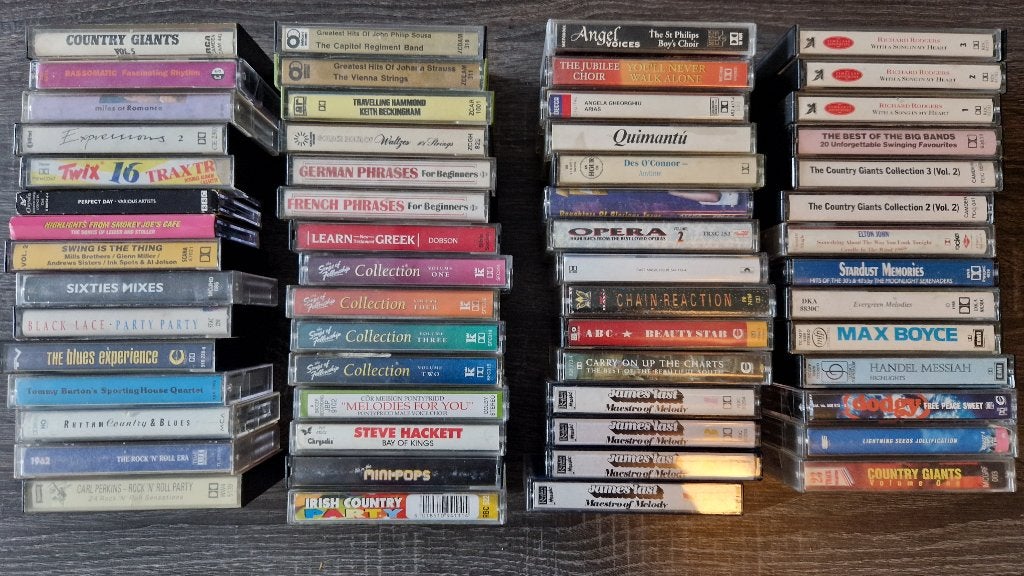 Partij cassettebandjes, Cd's en Dvd's, Cassettebandjes, Ophalen of Verzenden, Gebruikt, Overige genres, 26 bandjes of meer