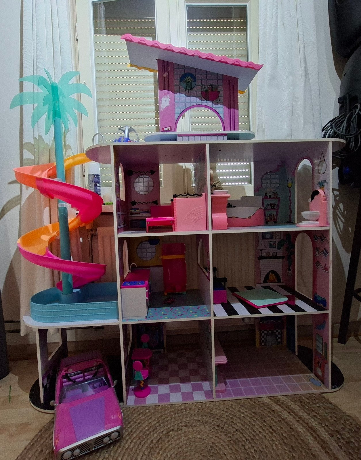 Groot LOL poppenhuis, clubhuis, beautycenter, camper, Ophalen, Gebruikt, Poppenhuis