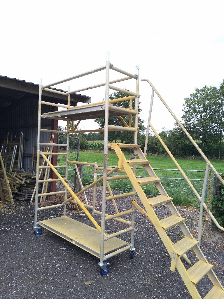 Steiger 190x75 vouwsteiger compact steiger 4-5m klussteiger, Ophalen, Gebruikt
