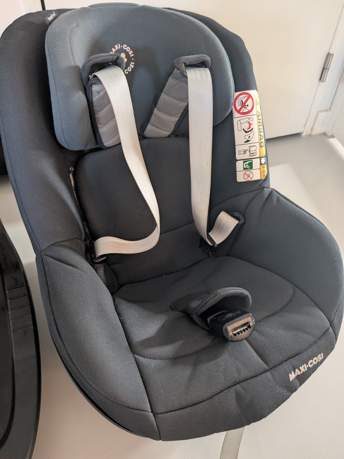 Maxi-Cosi Pearl Pro2 (Graphite) met FamilyFix 3 Isofix Base, Kinderen en Baby's, Autostoeltjes, Ophalen, 9 t/m 18 kg, Zo goed als nieuw