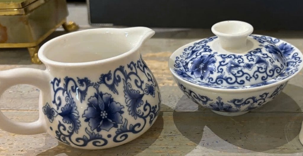 Delfts Blauw suikerpotje en melkkannetje (roomstel), Verzamelen, Ophalen of Verzenden, Zo goed als nieuw, Porselein, Overige typen