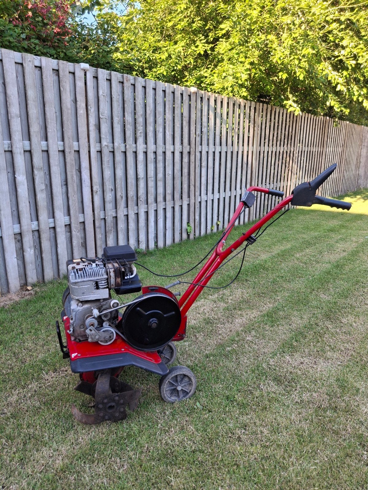 Andreas Petersen tuinfrees (type 522) Briggs & Stratton, Tuin en Terras, Hand-tuingereedschap, Gebruikt, Cultivator, Ophalen