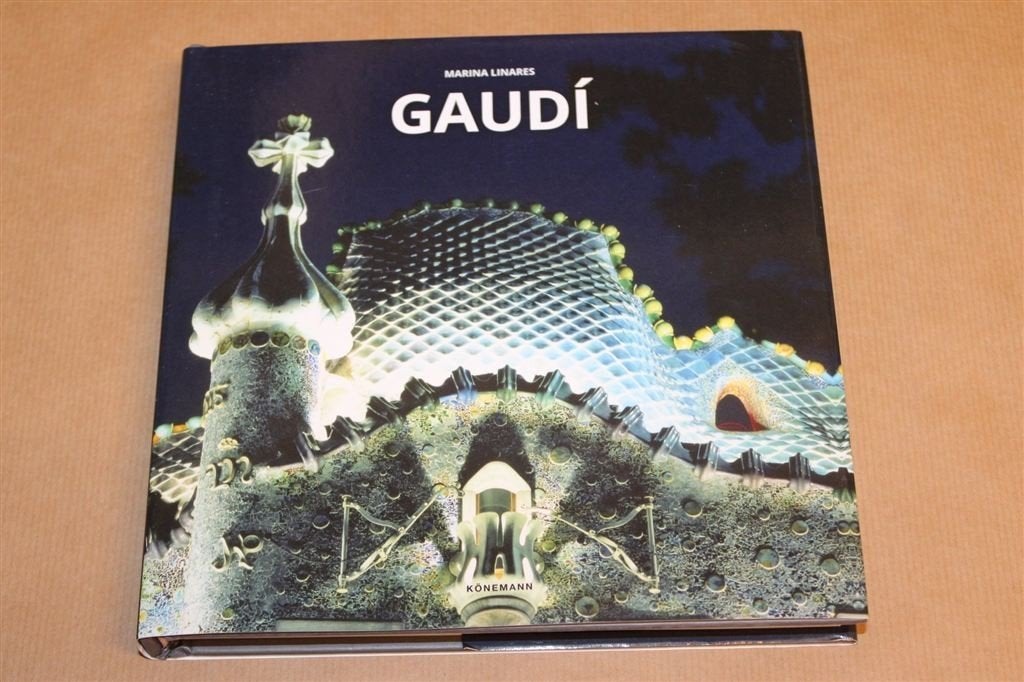 Antoni Gaudi — Overzichtswerk Architectuur, Meertalig, Ophalen of Verzenden, Zo goed als nieuw, Architecten