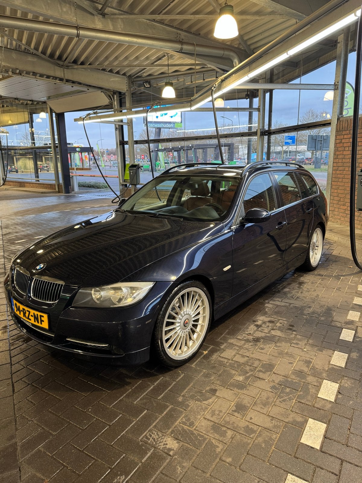 BMW 3-Serie 2.5 I 325 Touring AUT 2005 Blauw, Auto's, Automaat, Achterwielaandrijving, 2497 cc, Blauw