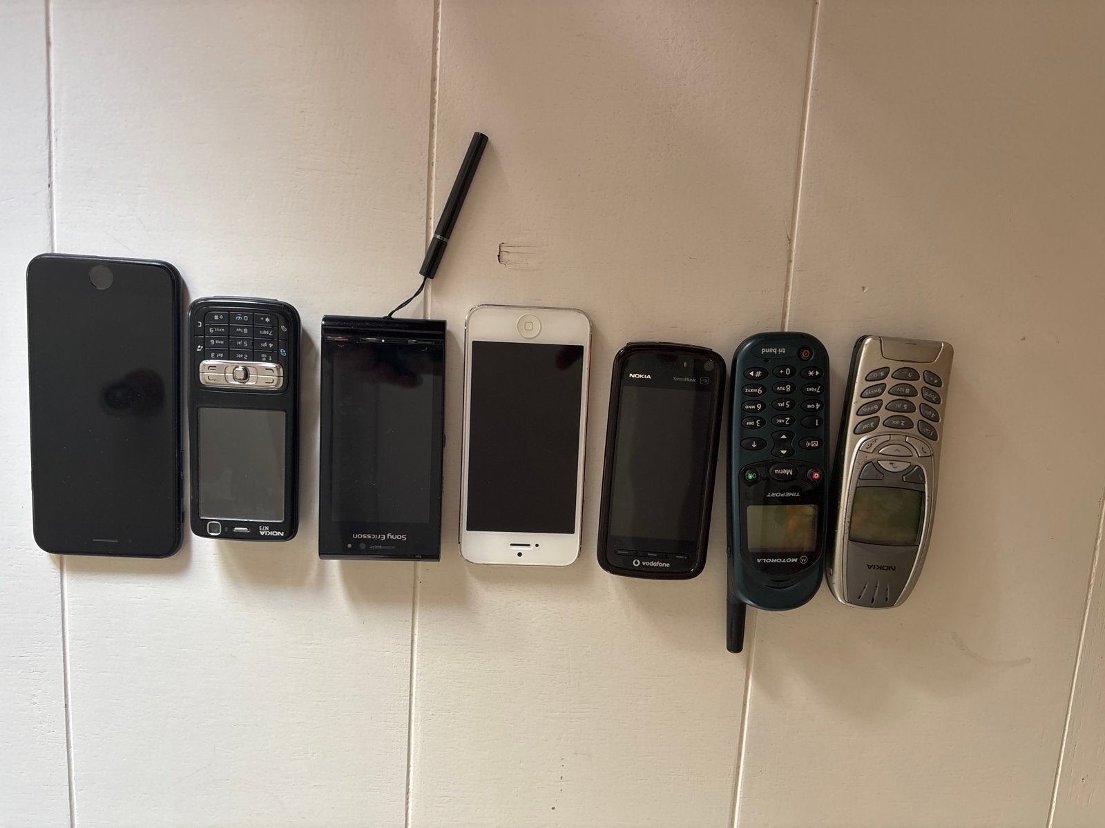 Partij oude mobiele telefoons - Nokia, Sony Ericsson, iPhone, Gebruikt, Overige modellen, Ophalen of Verzenden, Minder dan 3 megapixel