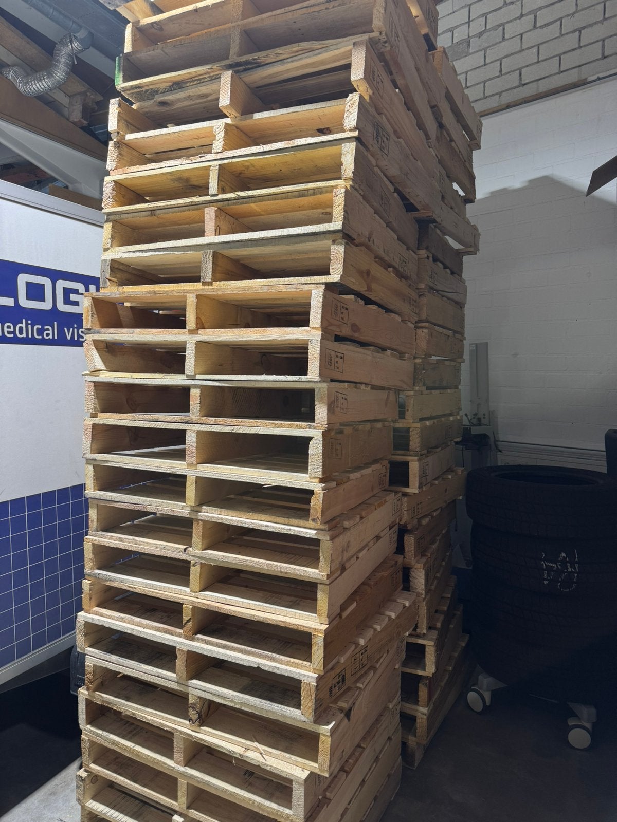 100 pallets 80 x 70 cm, Ophalen, Zo goed als nieuw, Pallet, Minder dan 200 cm