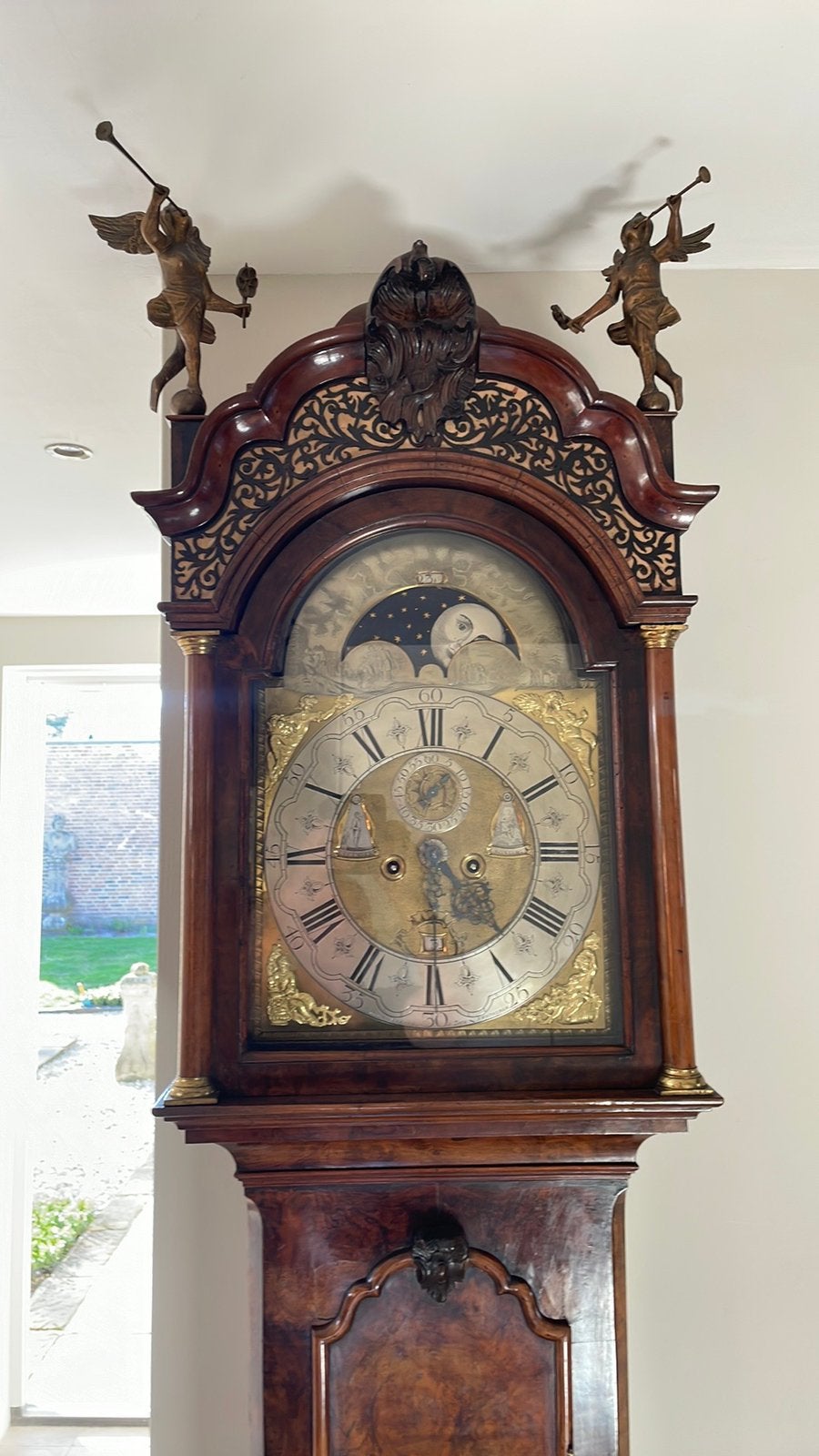 Amsterdams staand horloge, Ophalen