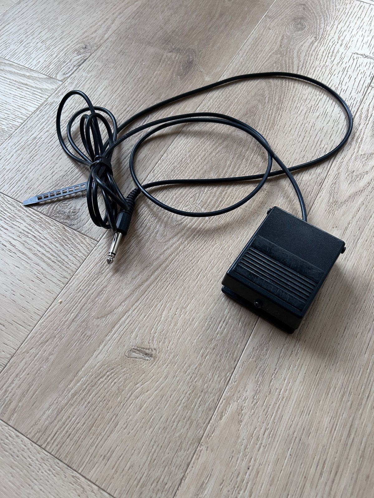 Roland DP-2 sustain pedaal voor keyboard/piano, Ophalen of Verzenden, Zo goed als nieuw, Overige typen