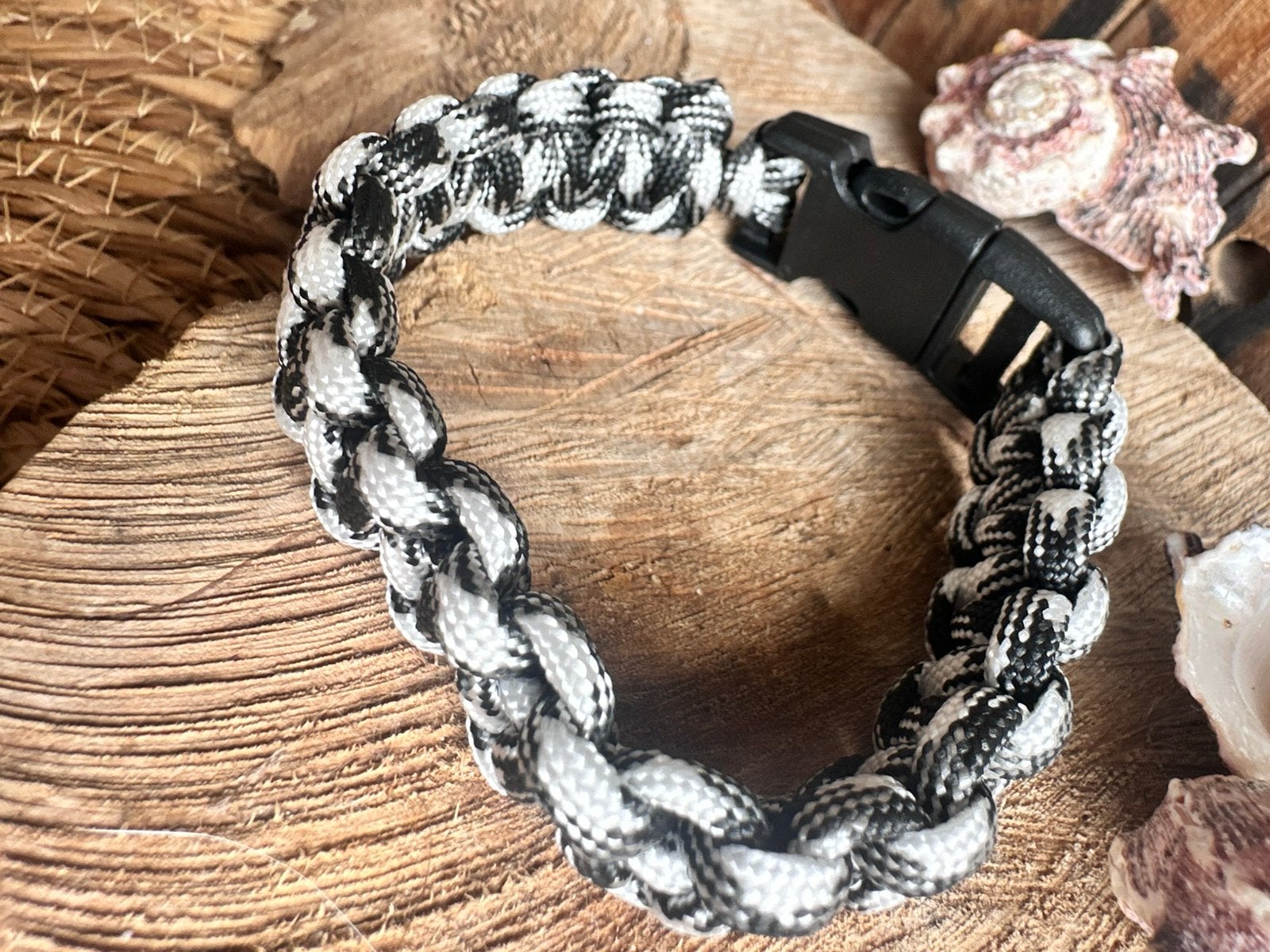 Stoere paracord armband / heren / zwart - wit / nieuw, Ophalen of Verzenden, Nieuw