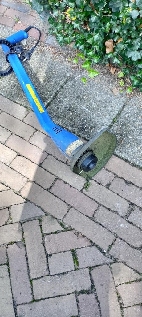 Blauwe grastrimmer, Tuin en Terras, Grastrimmers, Ophalen