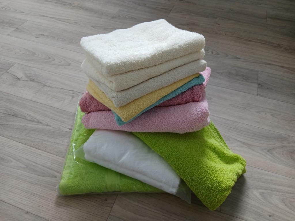 11 Nieuwe badhanddoeken en badlakens, Ophalen, Nieuw, Handdoek