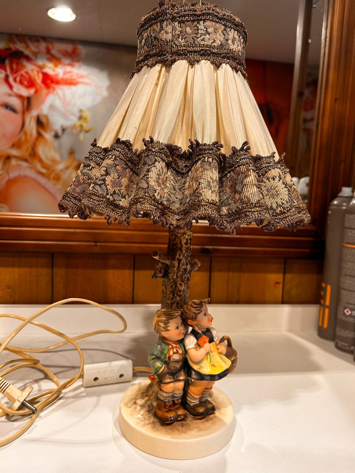 Vintage Goebel Hummel Tafellamp - Jongen en Meisje, Antiek en Kunst, Ophalen