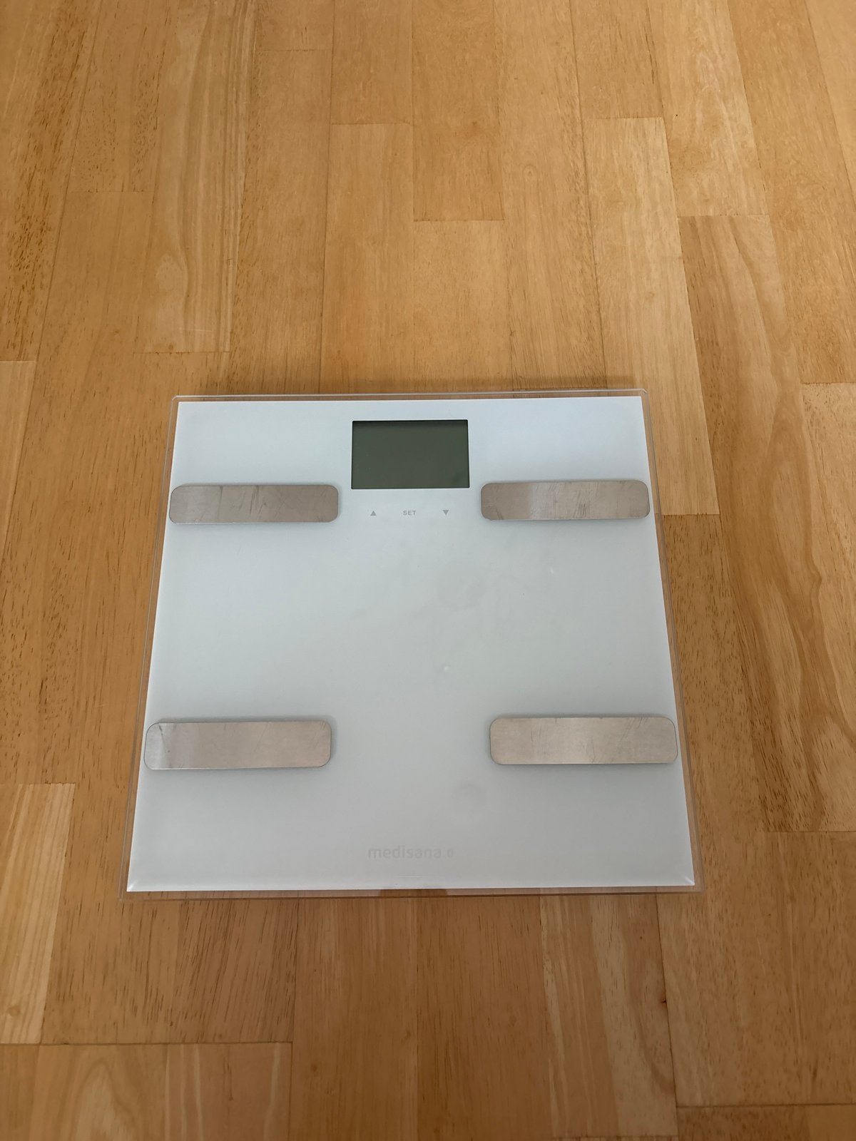 Medisana lichaamsanalyse weegschaal - Digitaal, 1 tot 500 gram, 100 kg of meer, Ophalen of Verzenden, Personenweegschaal