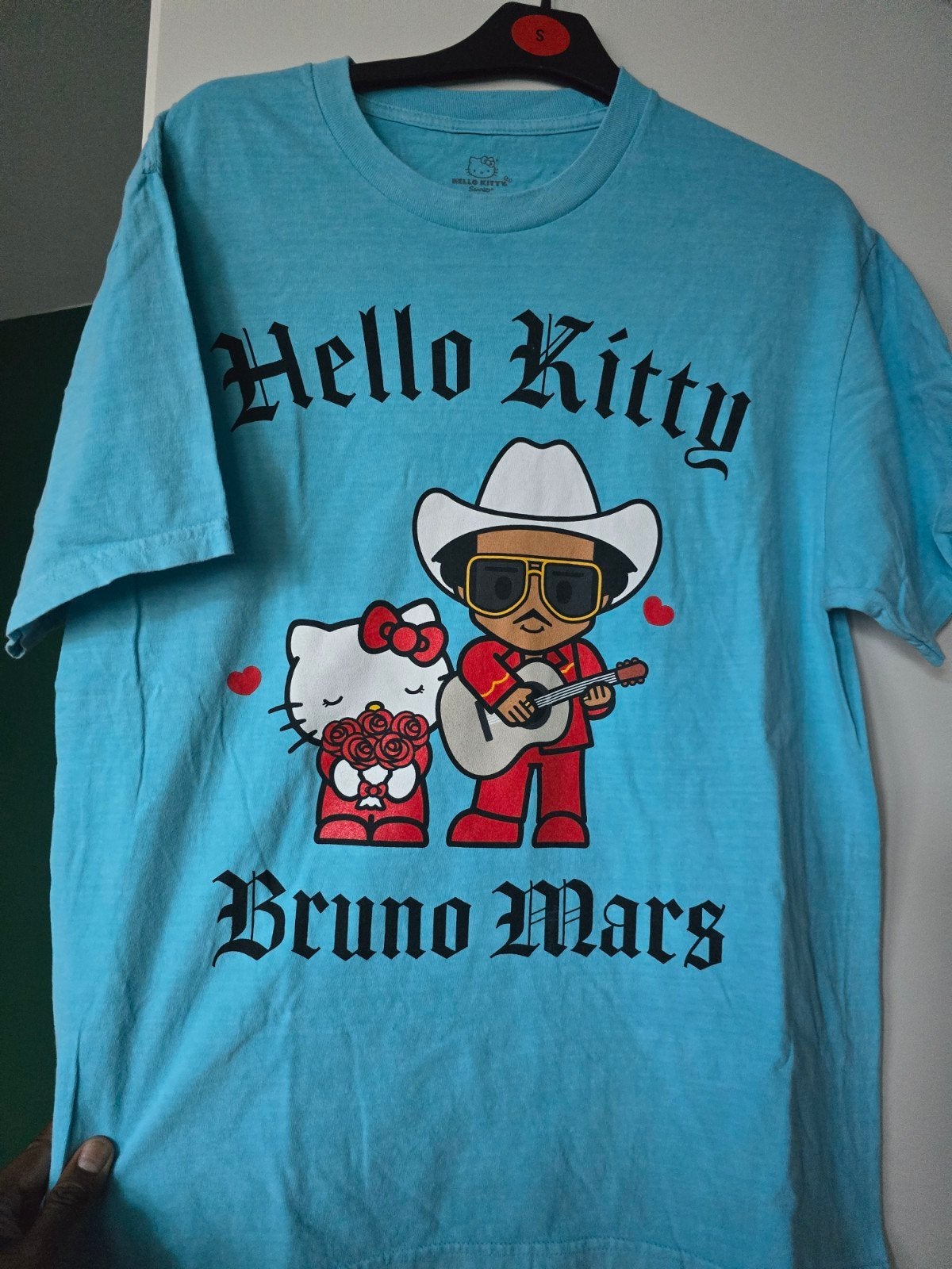 Bruno Mars, Hello Kitty,L, Ophalen of Verzenden, Nieuw, Overige maten